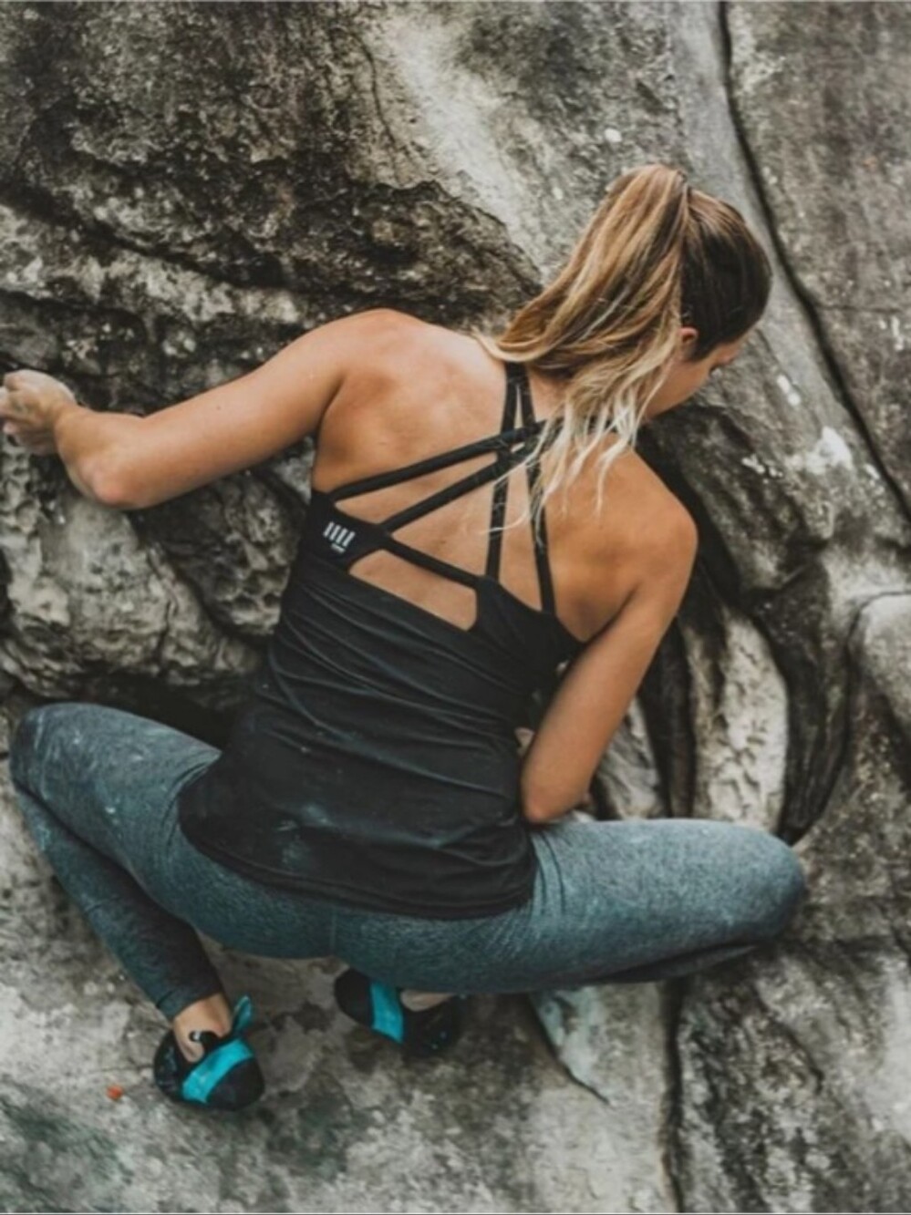 RARE HoldBreaker X Climbing Tank Top Built In Sports Bra Black M Swedish Design